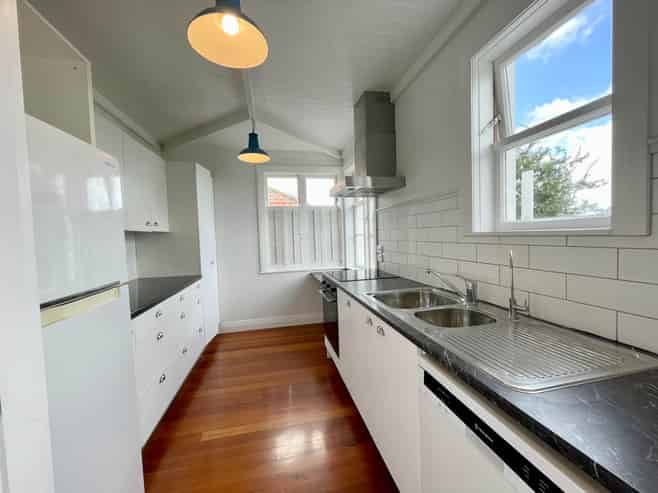 10 Triton Avenue, Mount Roskill