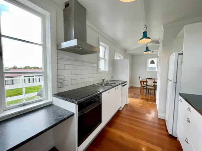 10 Triton Avenue, Mount Roskill