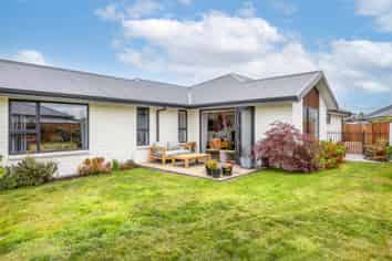 12 Stroma Avenue, Casebrook