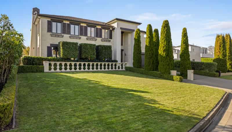 36 Glen Oaks Drive, Northwood