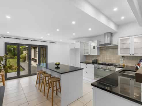 36 Glen Oaks Drive, Northwood