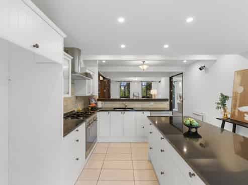 36 Glen Oaks Drive, Northwood