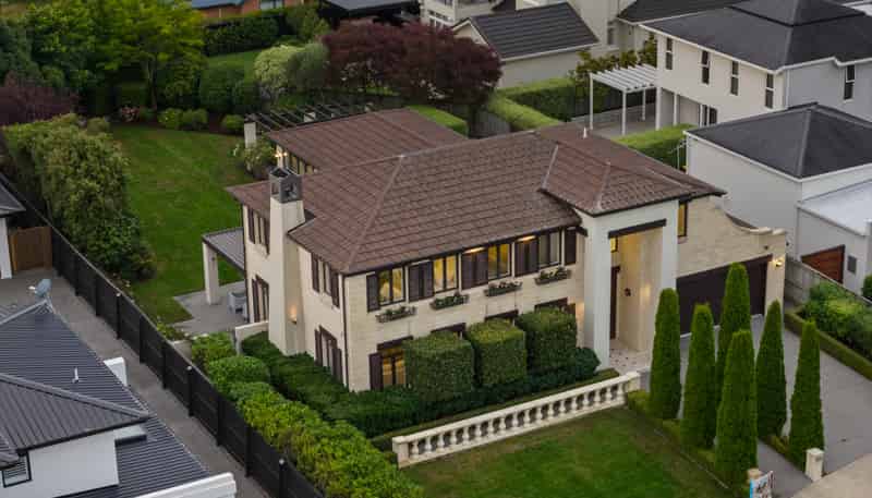 36 Glen Oaks Drive, Northwood