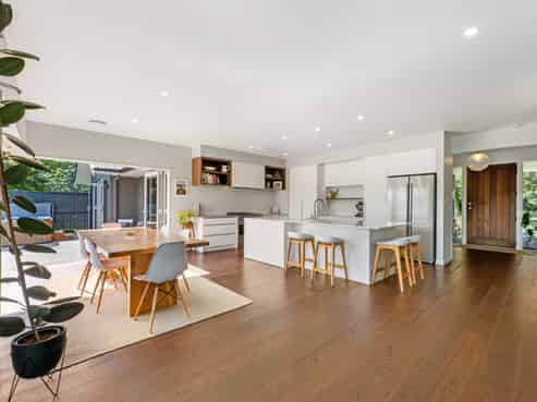 42 Phillips Drive, Oropi