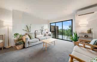  10/14 Ruakiwi Road, Hamilton Lake