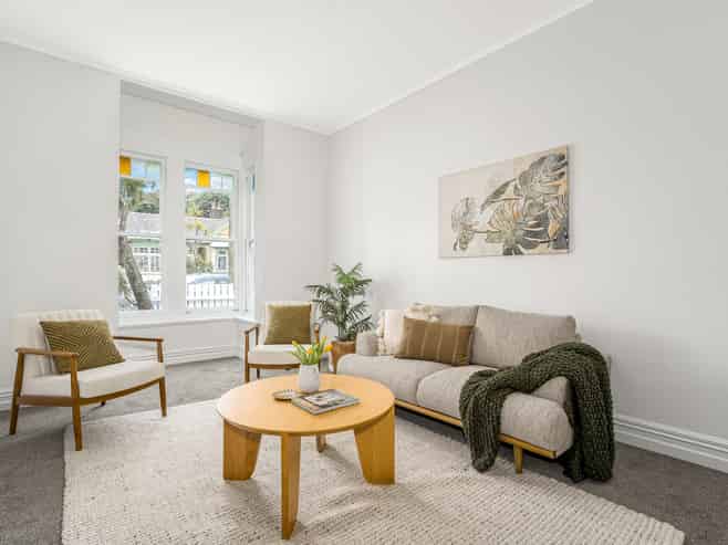 48 Hall Street, Newtown