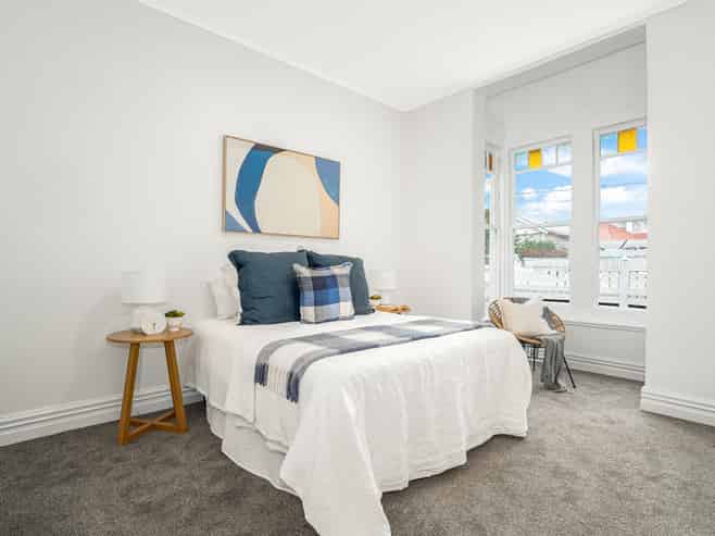 48 Hall Street, Newtown