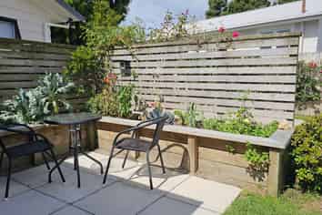 11 South Highway (Unit), Whitianga