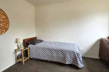 11 South Highway (Unit), Whitianga