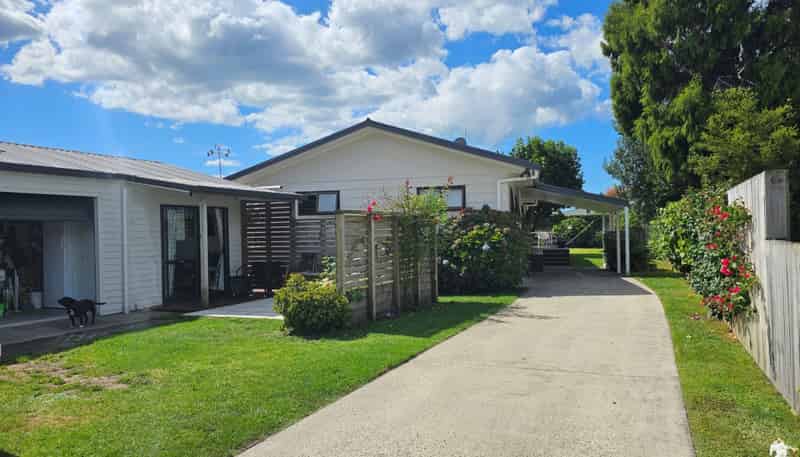 11 South Highway (Unit), Whitianga