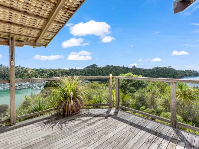 252 Matapouri Road, Tutukaka