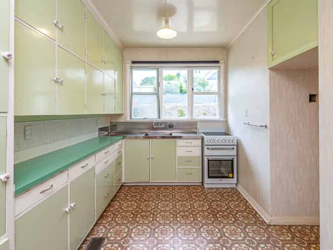 75 Anzac Parade, Whanganui East