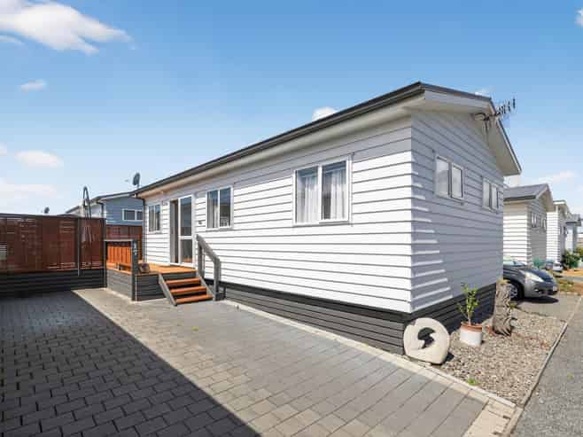 17/267 Parton Road, Papamoa