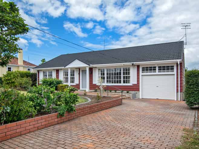 9 Pine Park Road, Onerahi