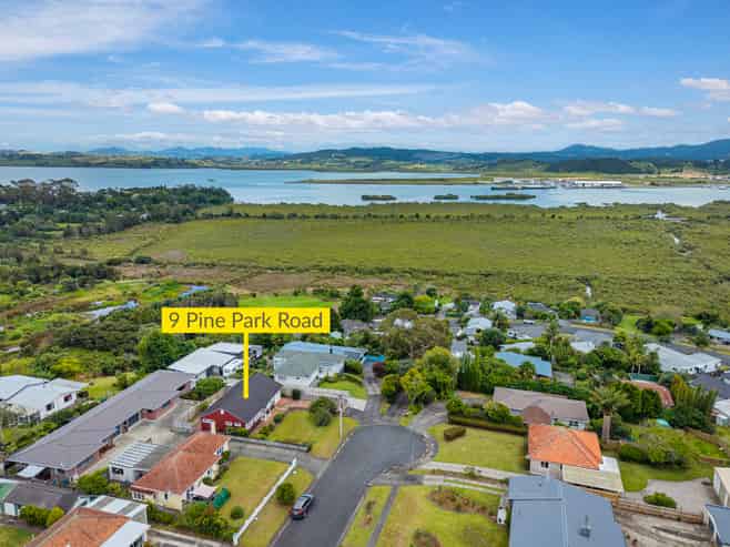 9 Pine Park Road, Onerahi