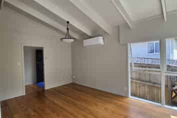 74 Eskdale Road , Birkdale