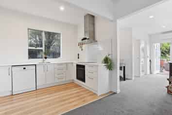 12A Cradock Street, South New Brighton