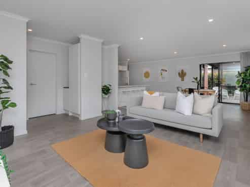 4 Royal St Annes Drive, Kamo