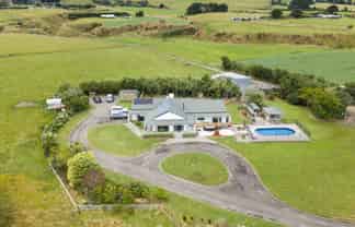 1068 Fitzherbert East Road, Aokautere