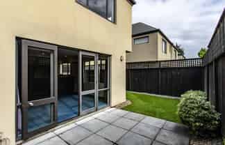 2/67 Brockworth Place, Riccarton