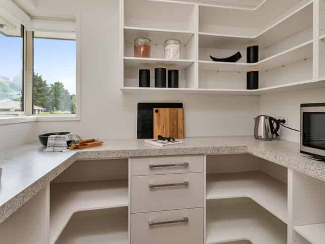 10 Myrtle Lane, Kamo