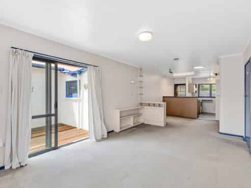 2/6 Synagogue Lane, Nelson