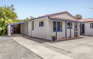 2/6 Synagogue Lane, Nelson