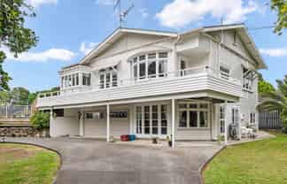 21 Moody Avenue, Whau Valley