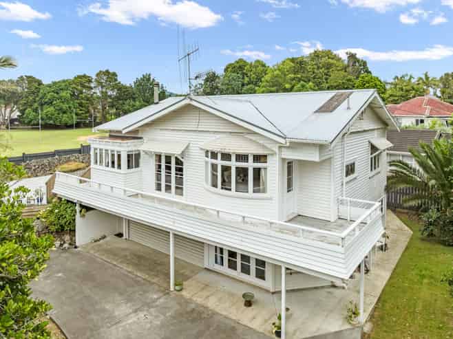 21 Moody Avenue, Whau Valley