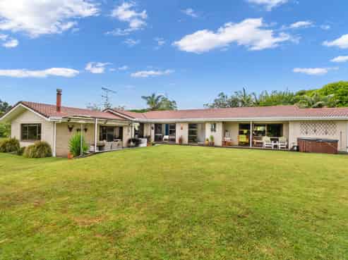 1614 State Highway 14, Maungatapere