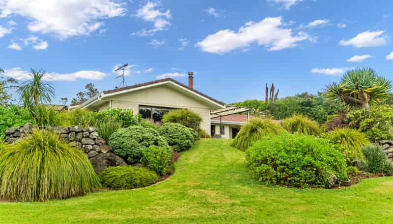 1614 State Highway 14, Maungatapere