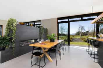 196 Westdale Road, REDWOOD VALLEY