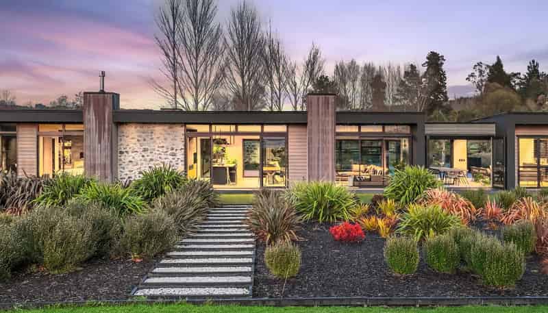 196 Westdale Road, REDWOOD VALLEY