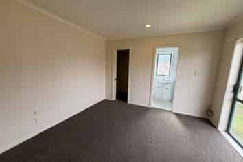 3 Broadhurst Place, Flat Bush