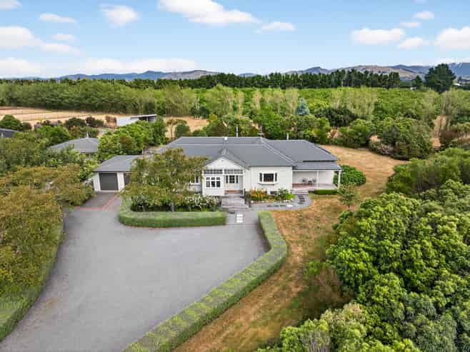 228 Norfolk Road, Carterton