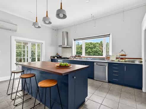 228 Norfolk Road, Carterton