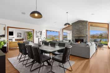 76 Bronte Road East, UPPER MOUTERE