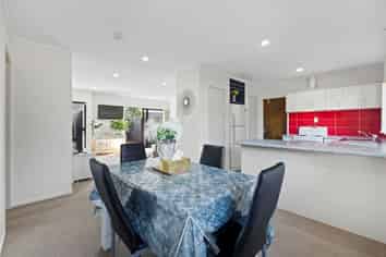 2/30 Kindergarten Drive, Conifer Grove