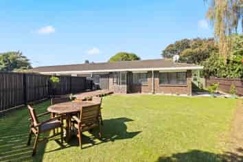 2/30 Kindergarten Drive, Conifer Grove