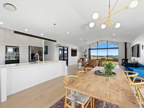 1506 Egmont Road, Egmont Village