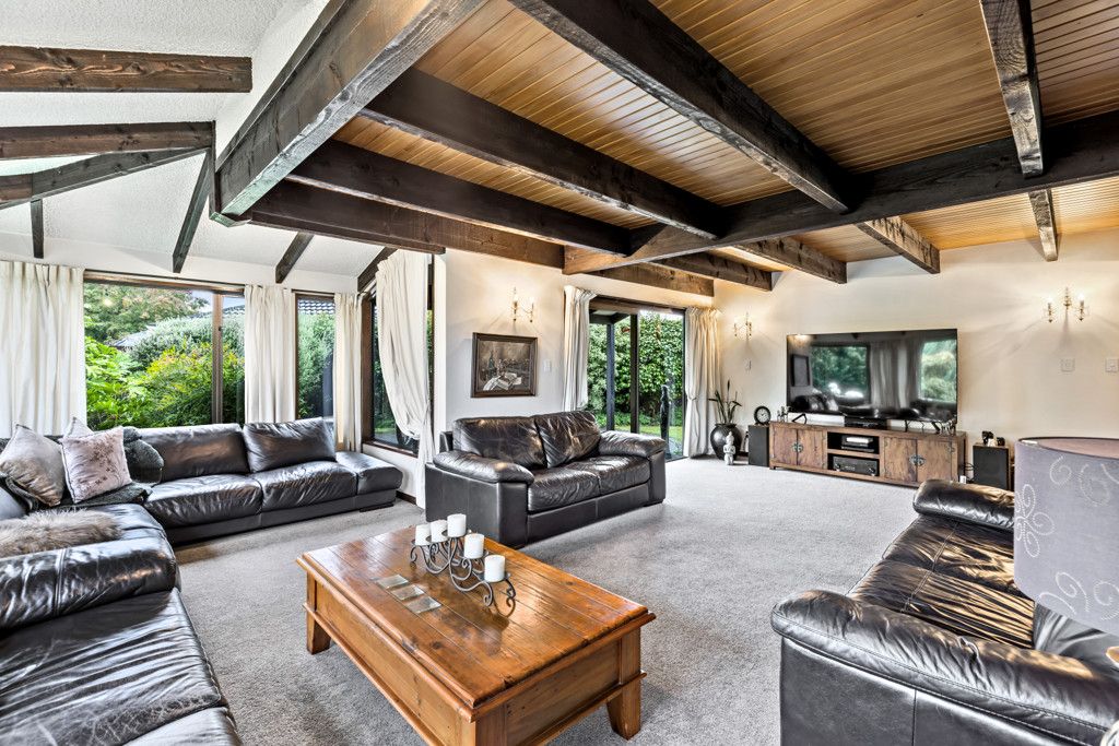 Exceptional Family Home - Widok 2