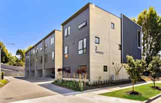 8/2 Tahuhu Road, Mount Wellington