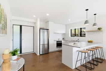 11/104 Maupuia Road, Maupuia