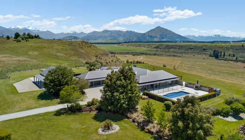169 Stevenson Road, Wanaka