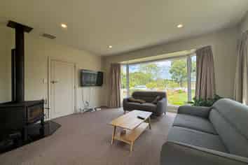 66 Dallington Terrace, Dallington