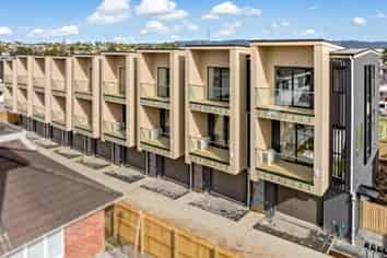 4/4 Toru Street, Te Atatu Peninsula