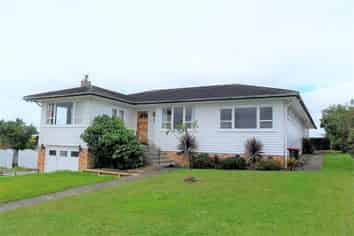 2 Boler Place, New Lynn