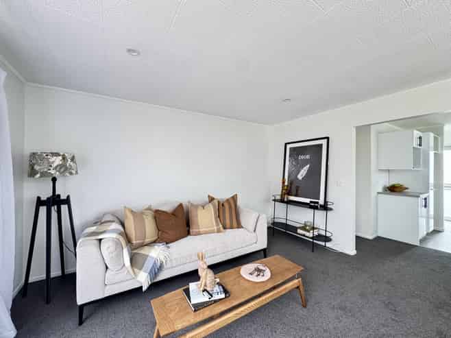 3/17 Oxford Street, West End