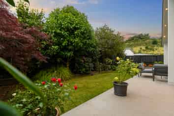 57 St Pauls Drive, Brookfield