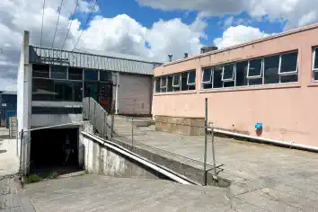 Affordable Warehouse - Functional Storage Solution